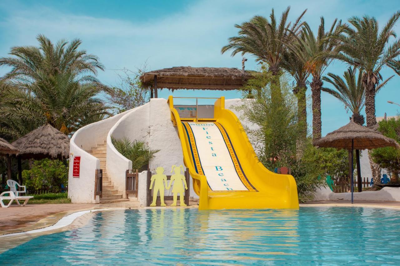 Fiesta Beach Djerba Mezraia Bagian luar foto